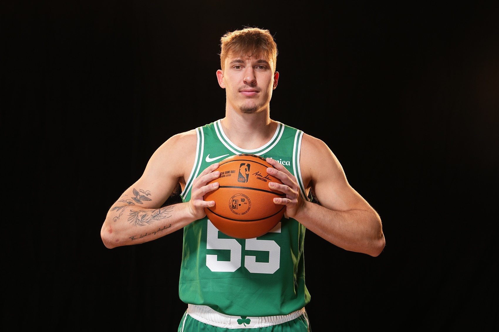 篮网胜凯尔特人追平战绩 篮网胜凯尔特人追平战绩