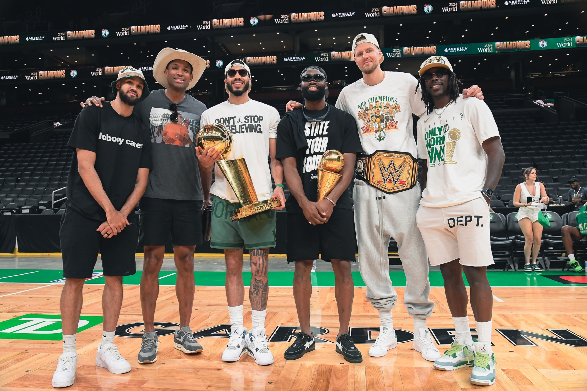 太阳卫冕冠史,备战季后赛 太阳卫冕冠史,备战季后赛