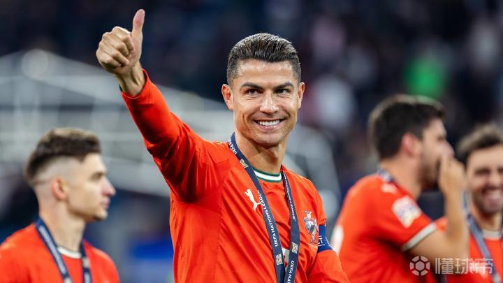 包含巴西横扫利物浦，C罗绝境逆转的词条