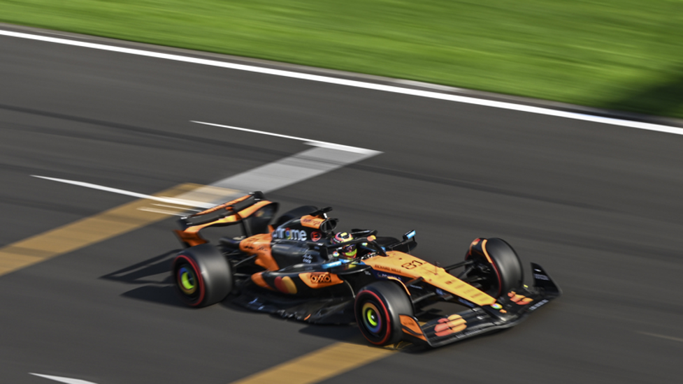 开云体育中国-梅赛德斯绝杀阿斯顿马丁，皮亚斯特里高光表现