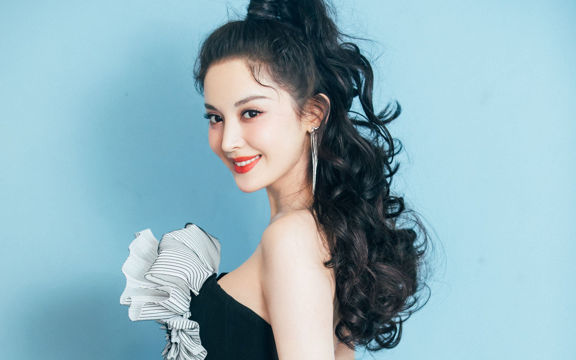 红牛风暴席卷北非，德里赫特一役铸就传奇